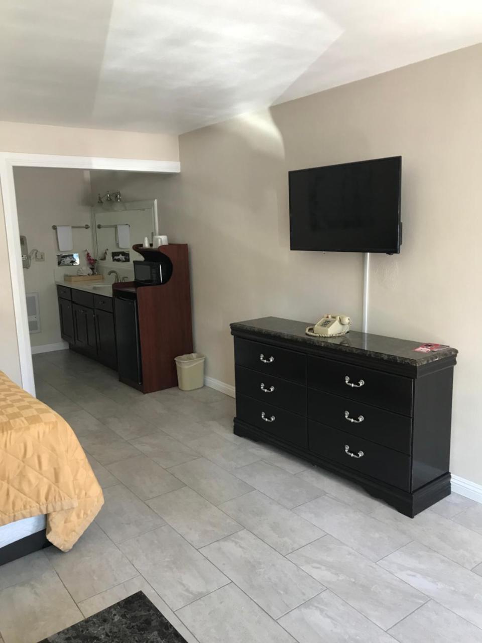 אנהיים Akua Motor Hotel מראה חיצוני תמונה