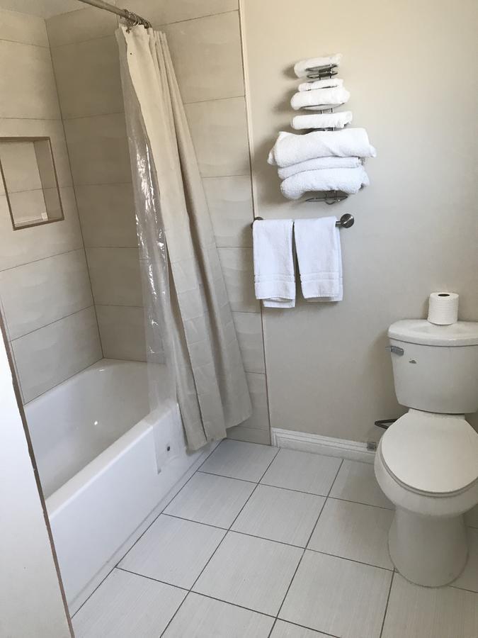 אנהיים Akua Motor Hotel מראה חיצוני תמונה
